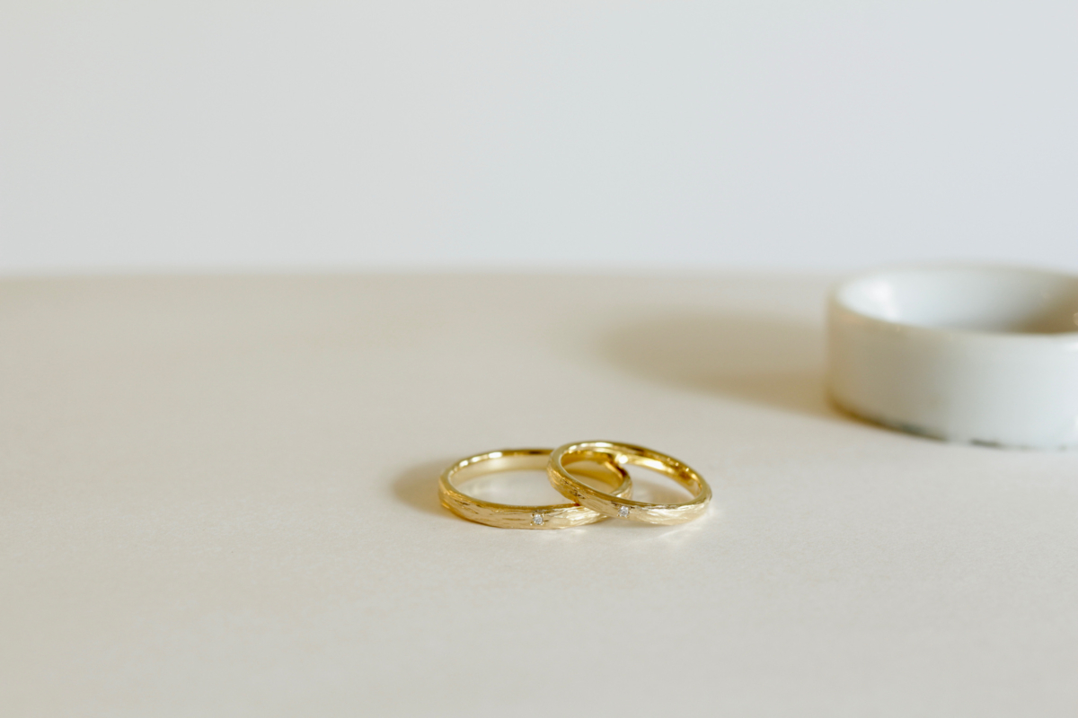クラフト感のある結婚指輪