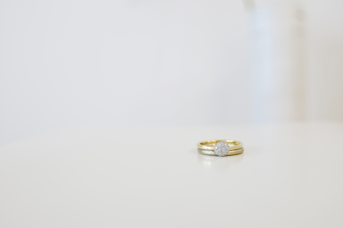 結婚指輪に重ねつけ