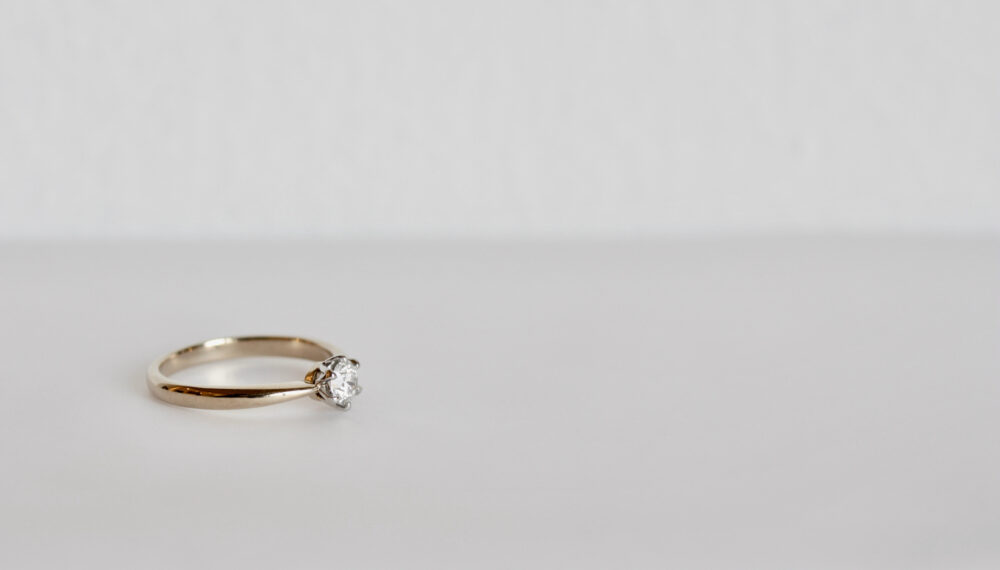 アトリエタマリの婚約指輪デザインcrown（クラウン）