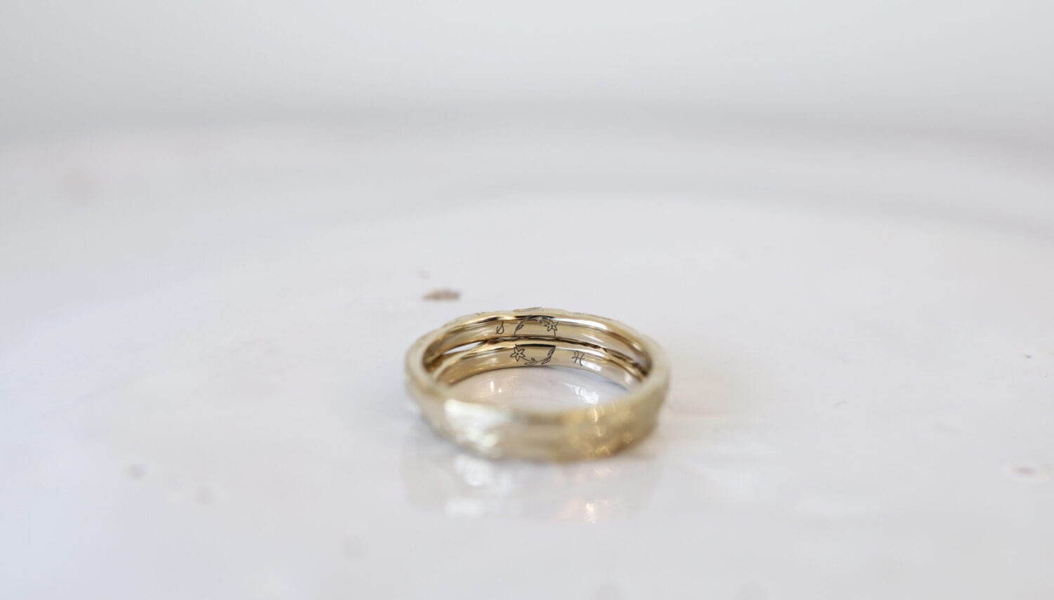 イラスト刻印の結婚指輪
