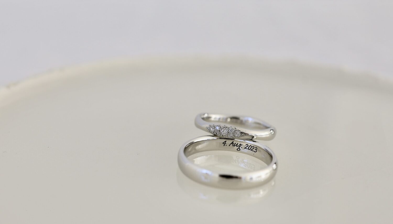 結婚指輪デザイン「リズム 」パヴェダイヤモンド　プラチナ　　おしゃれなマリッジリング 京都・大阪のアトリエタマリ
