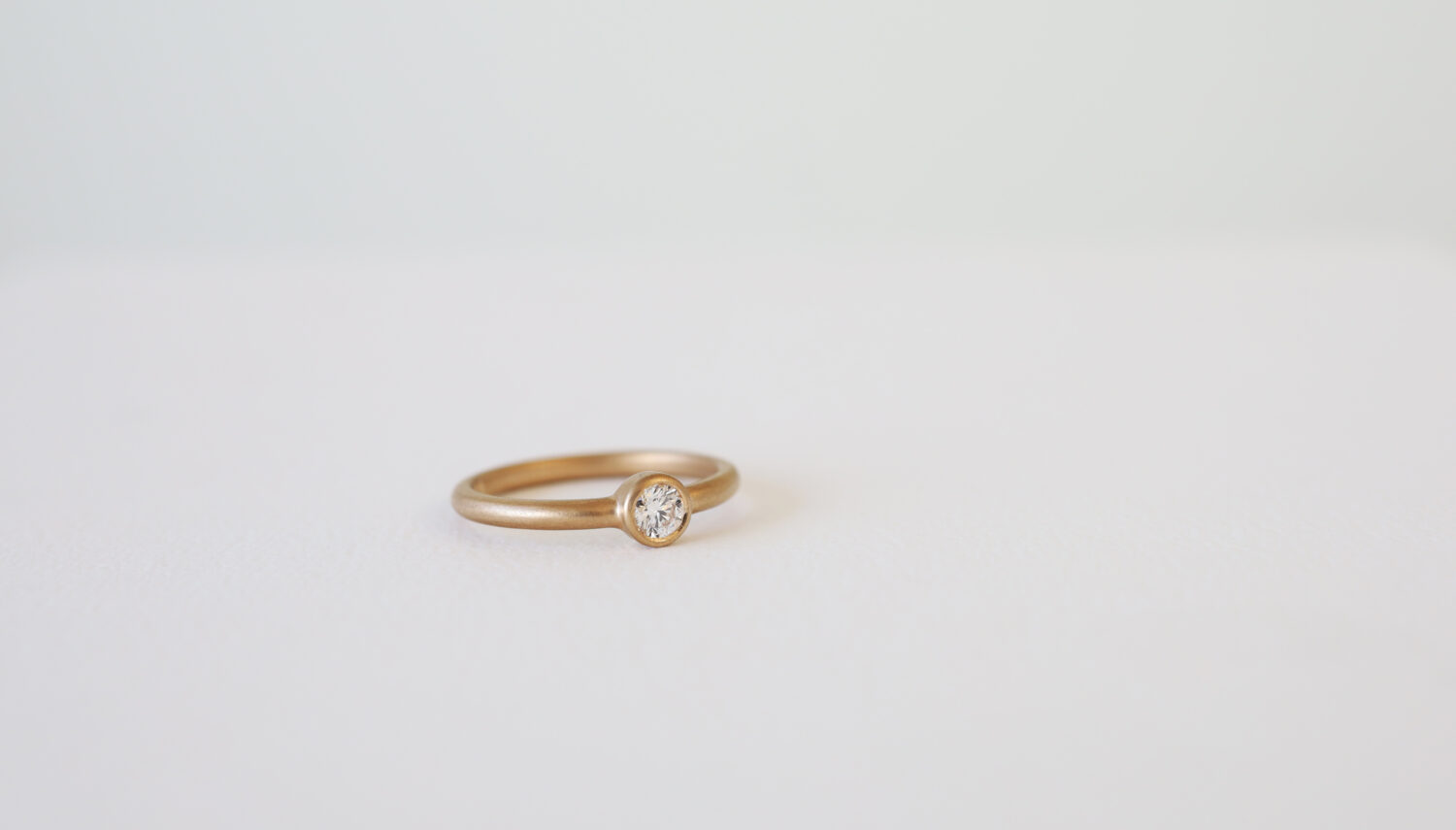 アトリエタマリの婚約指輪K20ピンクゴールドフクリンタイプ