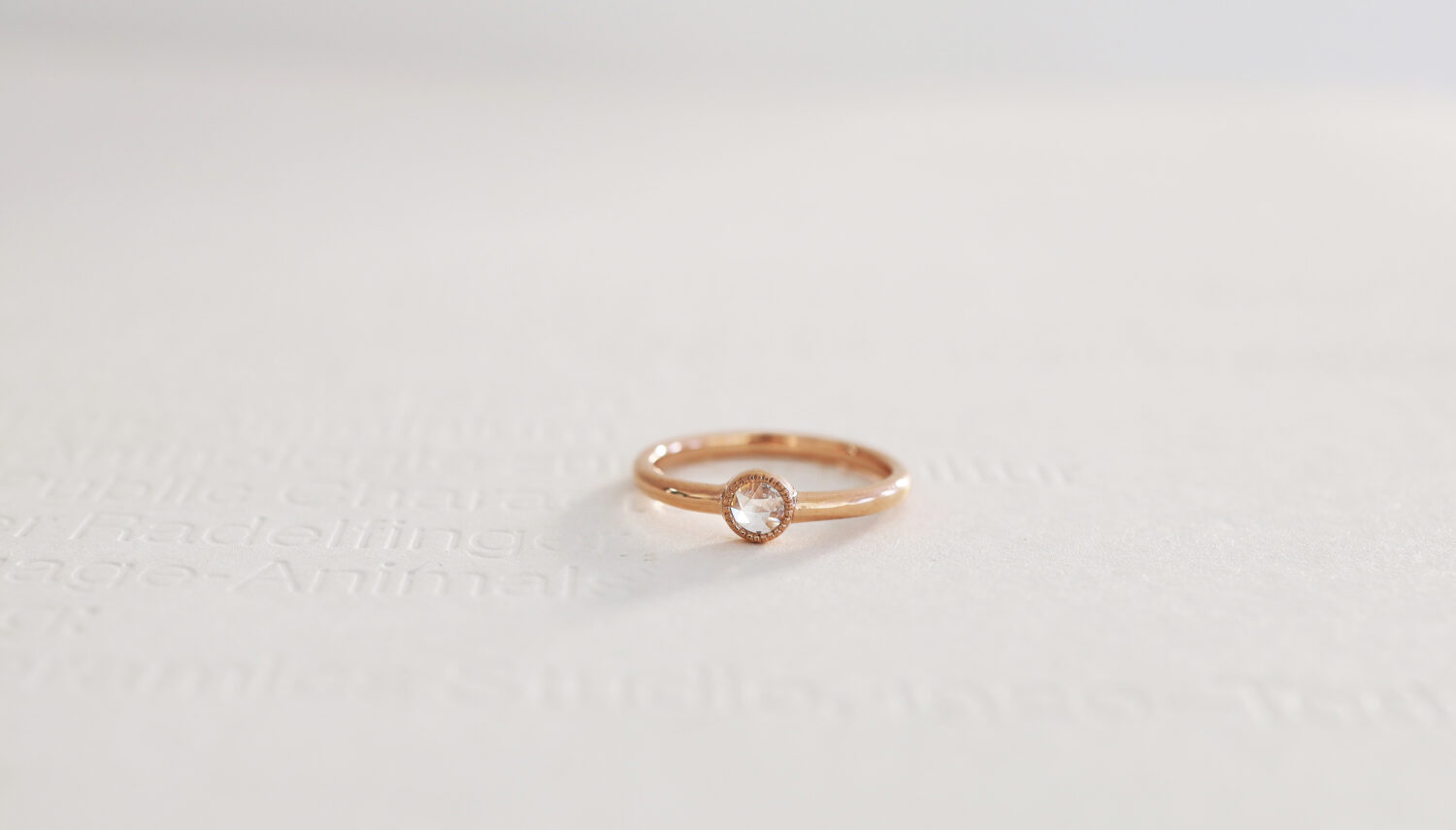 アトリエタマリの婚約指輪ローズカットダイヤのエンゲージリング