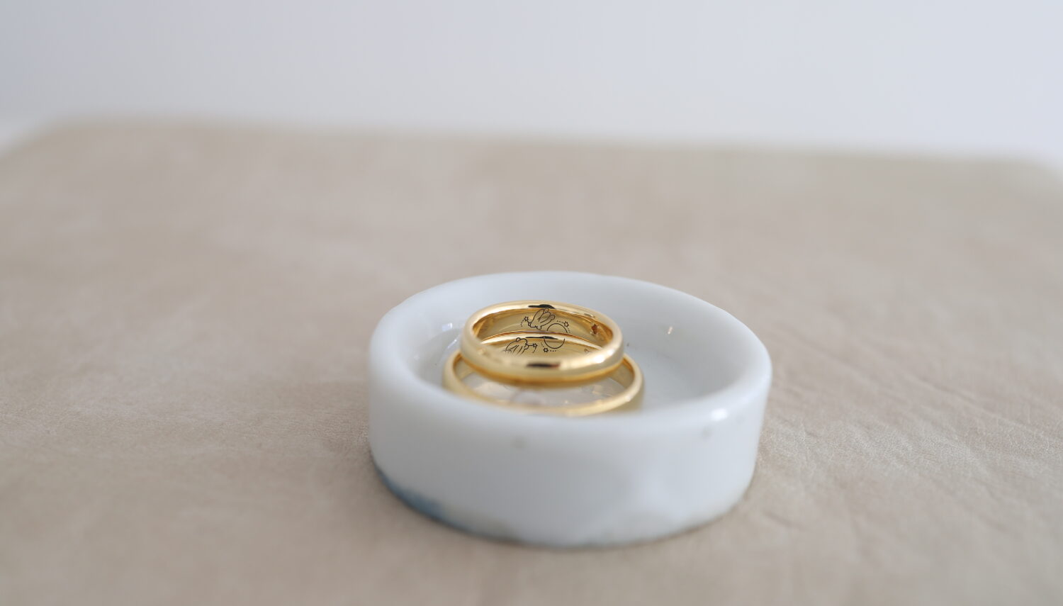 結婚指輪のイラスト刻印