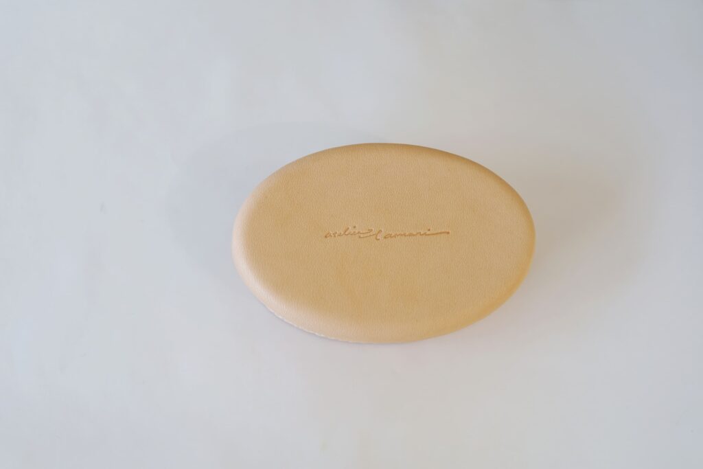 アトリエタマリのヌメ革のリングケース